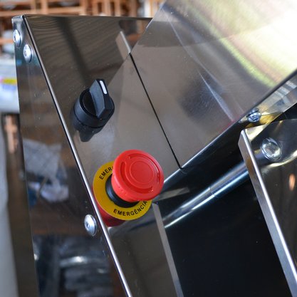 Maquina Industrial Modeladora de Pizza MC 40  - Abre massas até 40CM
